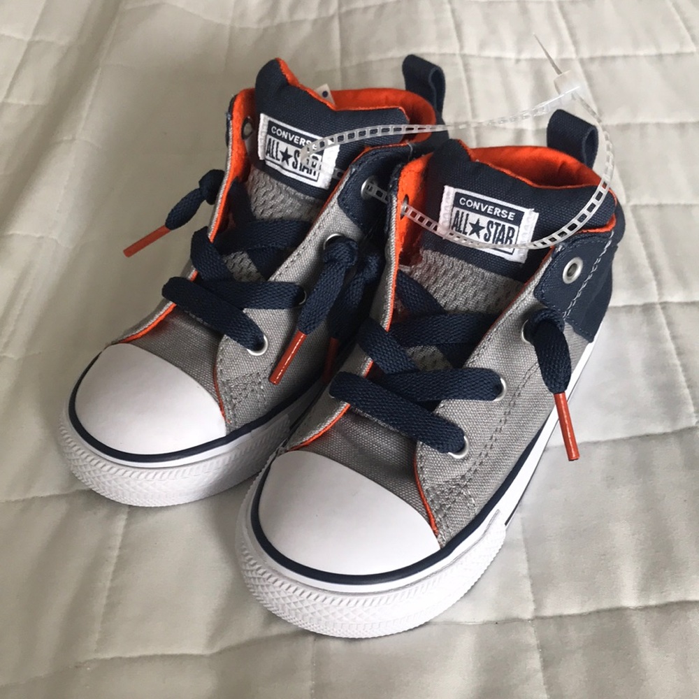 Easy on converse sneakers boys size 10